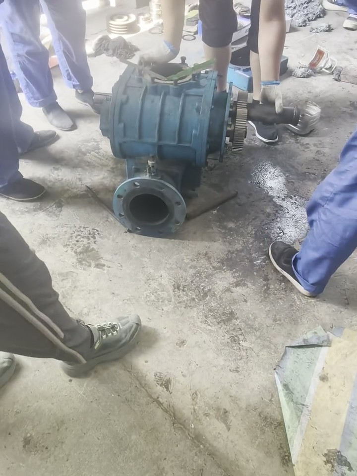 罗茨风机同步齿轮怎么对记号？间隙调整的关键一步