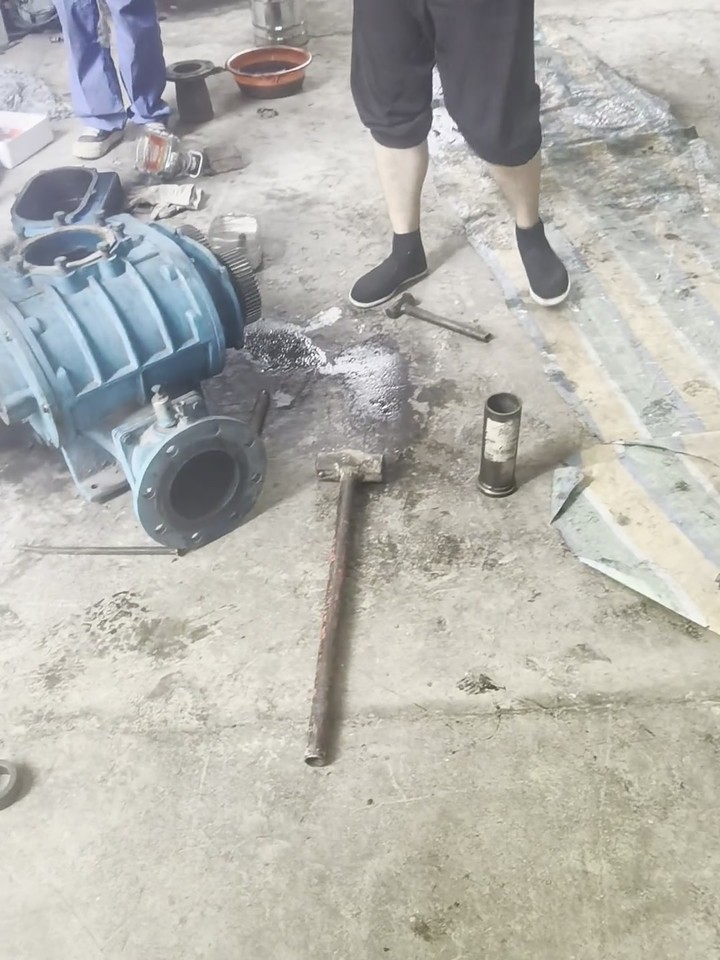 罗茨风机修了没几天又响？间隙没调到位是主因