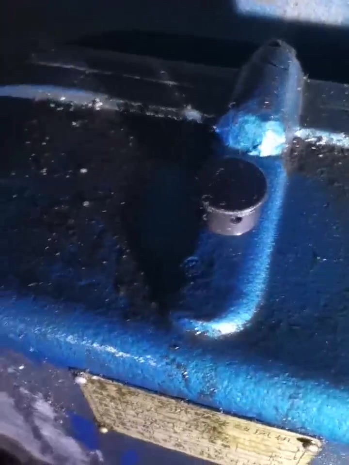 罗茨风机油位观察窗脏了看不清怎么办？清洗要点