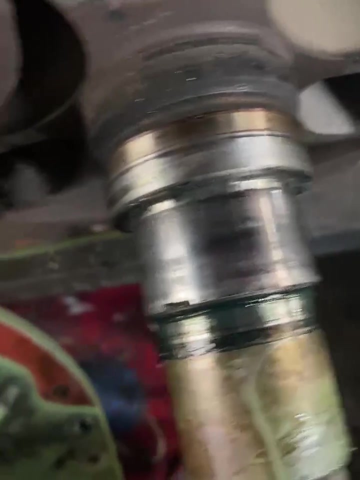 罗茨风机轴套烧死在轴上怎么拆？加热位置很关键
